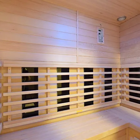 In With Sauna Noville