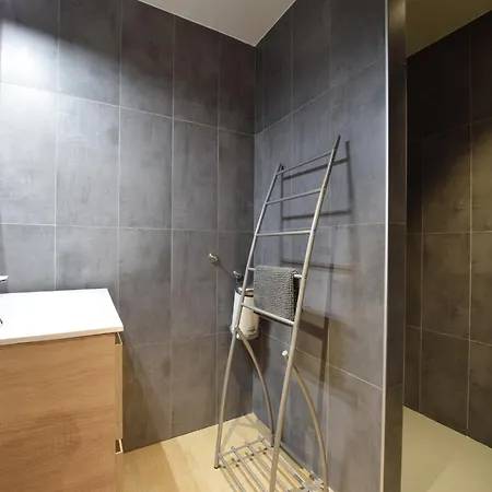 Nyaraló In With Sauna Noville